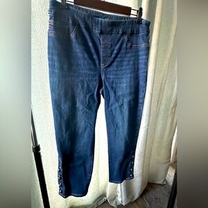 Chico’s cropped pull on jeggings size 1 (8-10)
